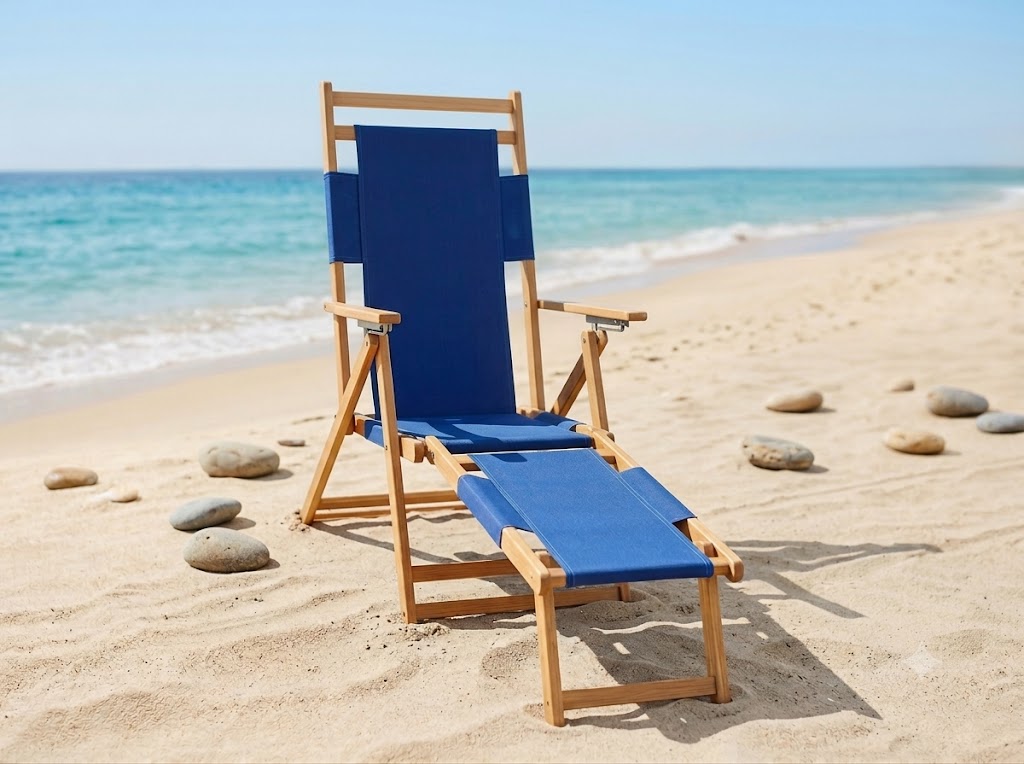 Wooden Beach Chair w/ Detachable Foot Rest